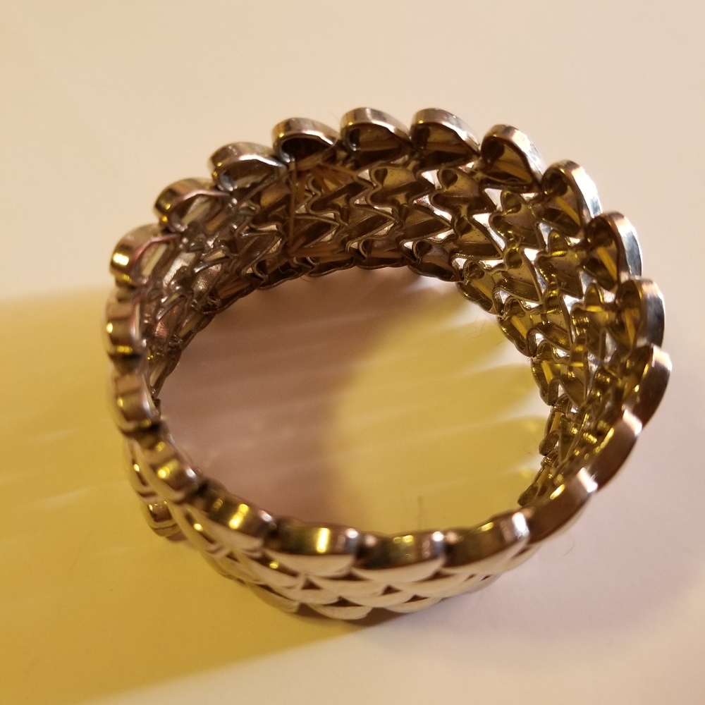 Silver Heart Stretch Bracelet